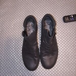 Clarks Elegant Black Ankle Booties